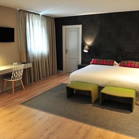 איסאבה Hostal Lola מראה חיצוני תמונה