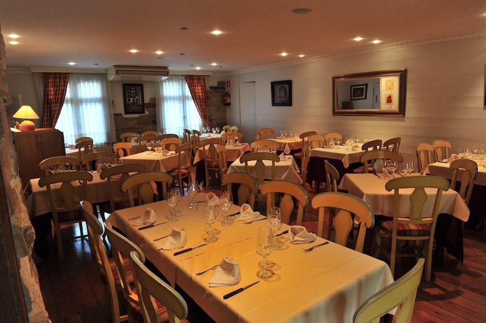 איסאבה Hostal Lola מראה חיצוני תמונה