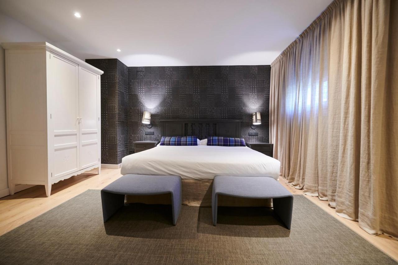 איסאבה Hostal Lola מראה חיצוני תמונה