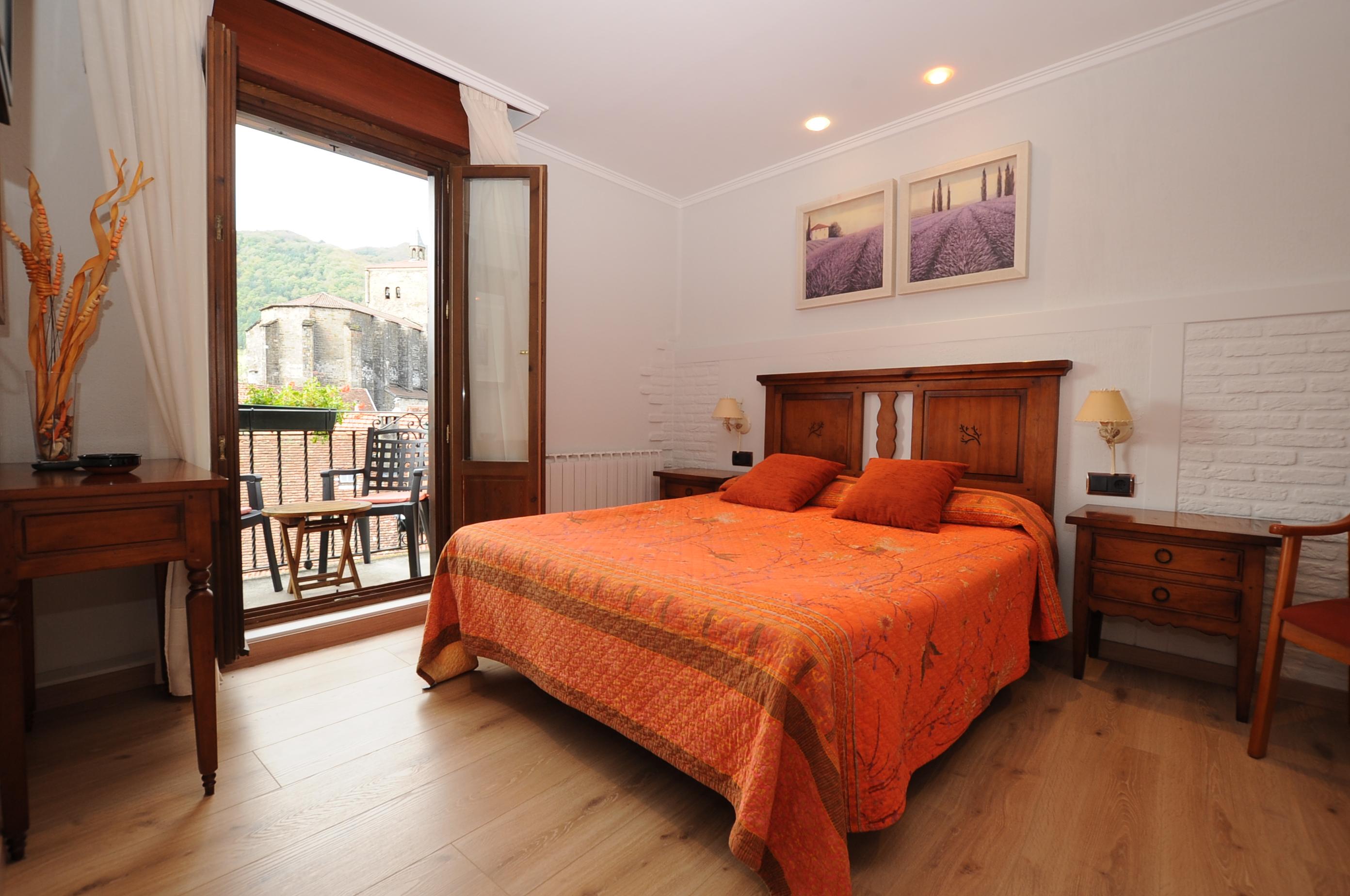 איסאבה Hostal Lola מראה חיצוני תמונה